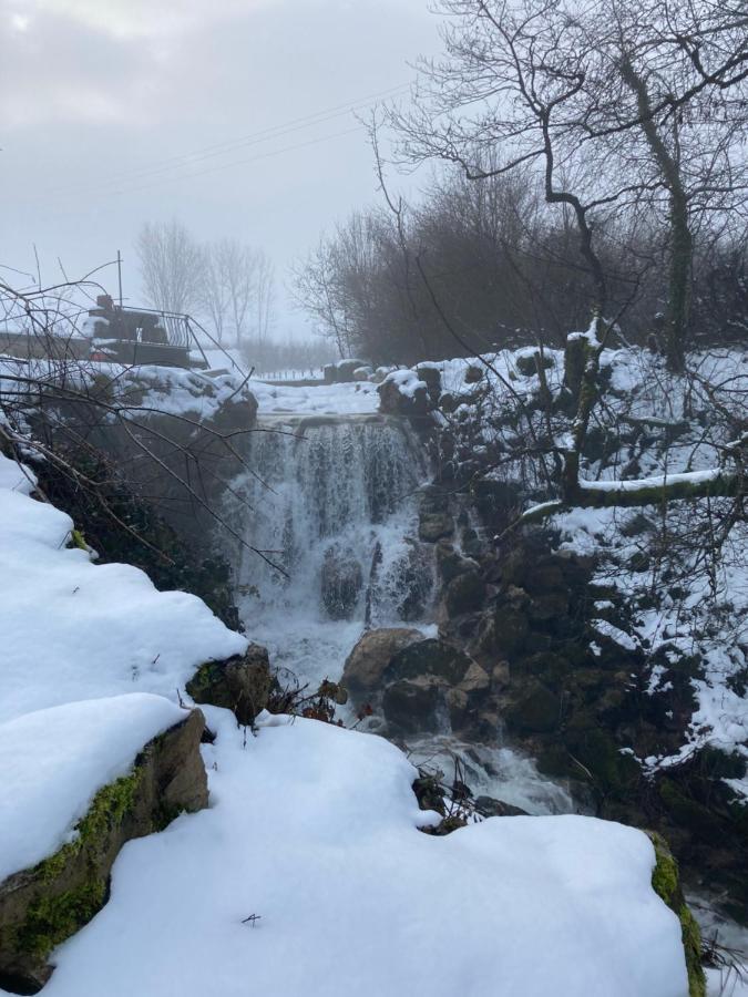 Gite La Janiat Montigny-sur-l'Ain Εξωτερικό φωτογραφία